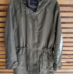 XL, olive, lightweight rain / windbreaker jacket